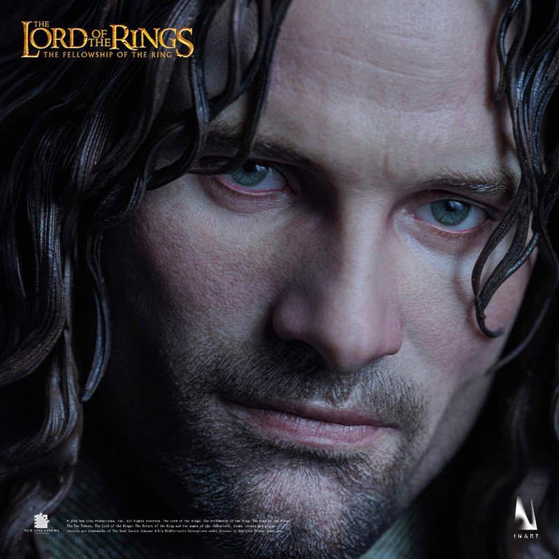 Aragorn figure capturing his iconic sword and ranger garb