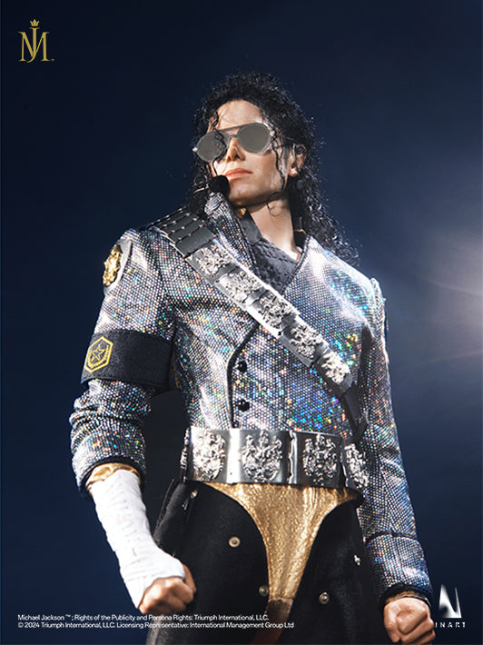 1-6 scale figurine of Michael Jackson with authentic design