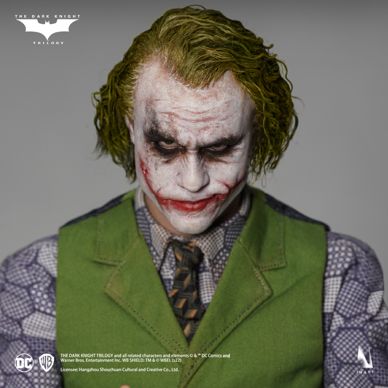 Detailed portrayal of The Joker's iconic Heath Ledger portrayal