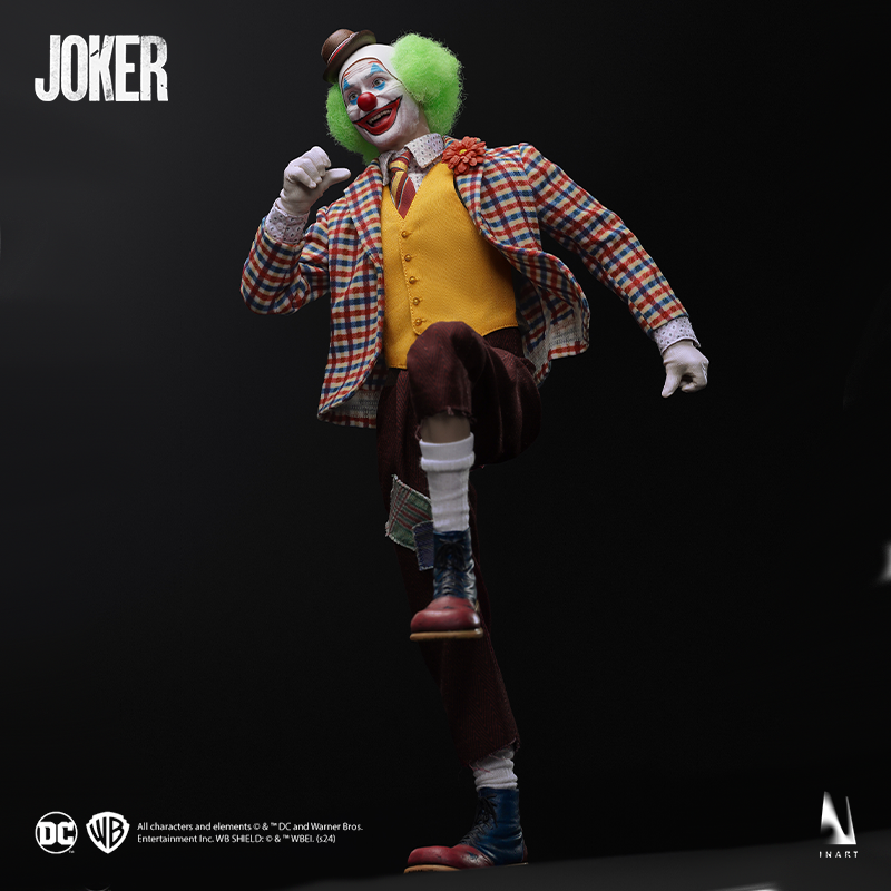 Miniature Joker figure with dynamic posture